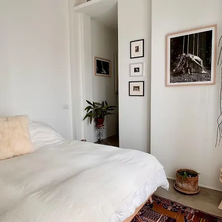 Lovely One Bedroom In Apartment Milan